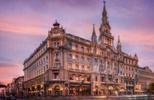 New-York-Anantara-Palace-Budapest-Hotel-Exterior-2022